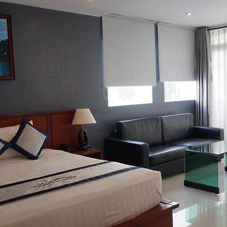 Opera Hotel Thành Pho Ho Chí Minh Esterno foto