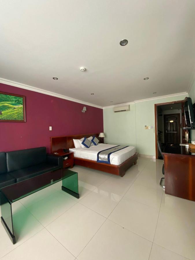 Opera Hotel Thành Pho Ho Chí Minh Esterno foto