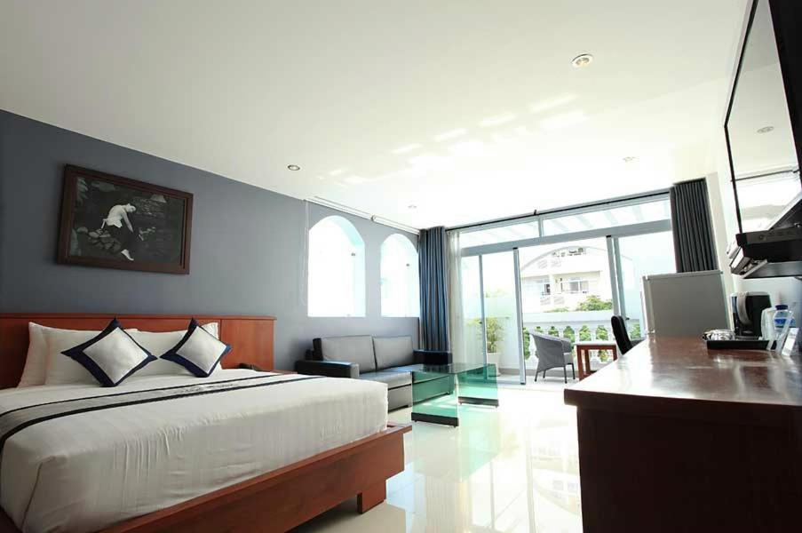 Opera Hotel Thành Pho Ho Chí Minh Esterno foto