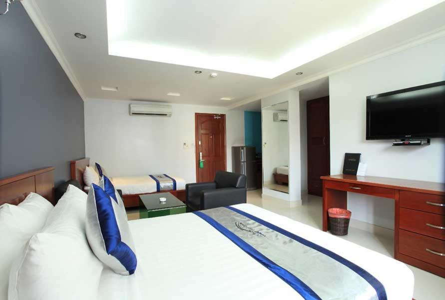 Opera Hotel Thành Pho Ho Chí Minh Esterno foto